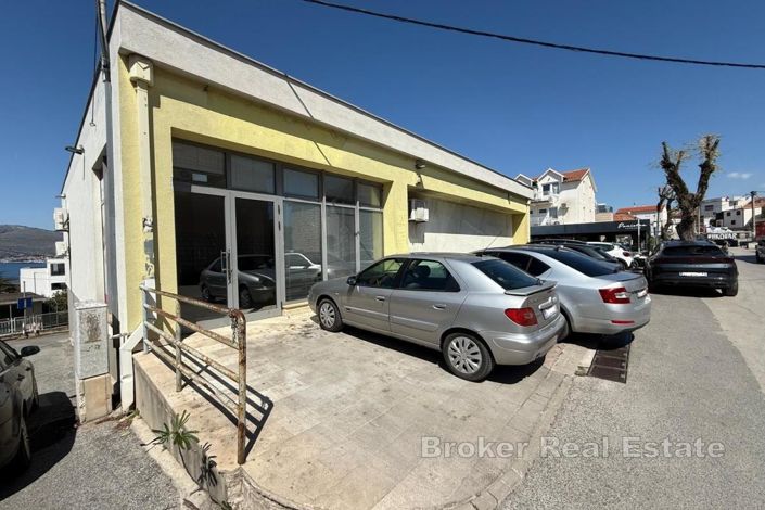 Image No.2-4 Bed Commercial for sale