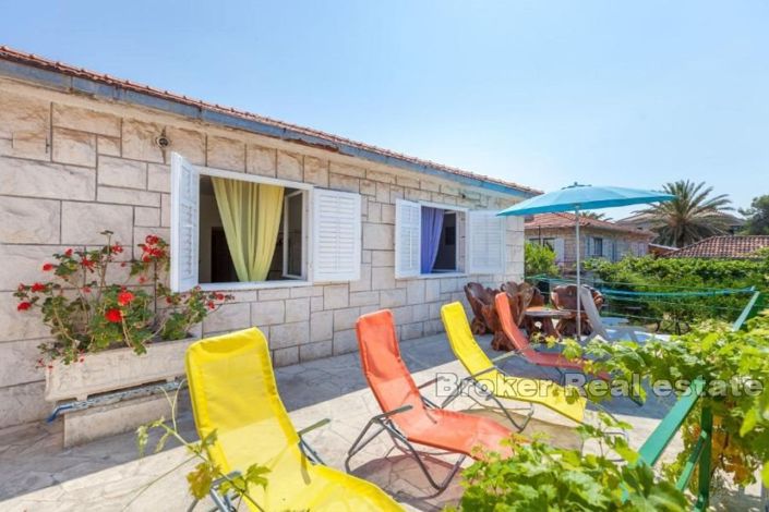 Image No.2-6 Bed Villa for sale