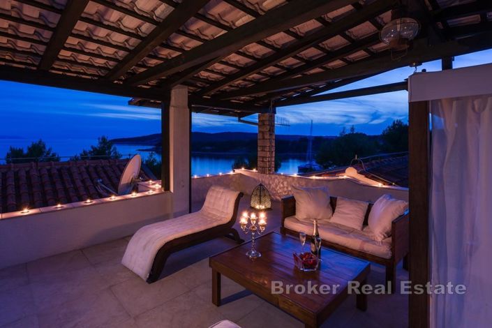 Image No.25-4 Bed Villa for sale