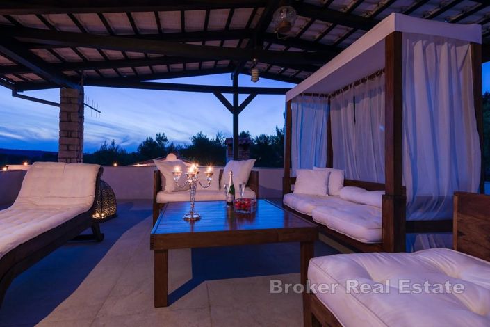 Image No.26-4 Bed Villa for sale