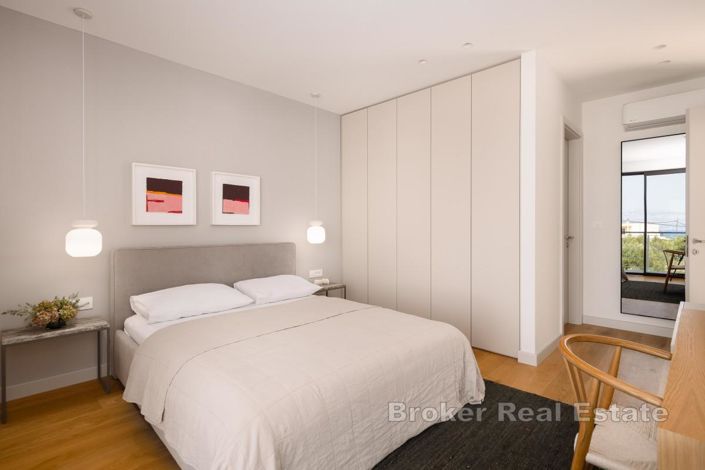Image No.11-3 Bed Villa for sale