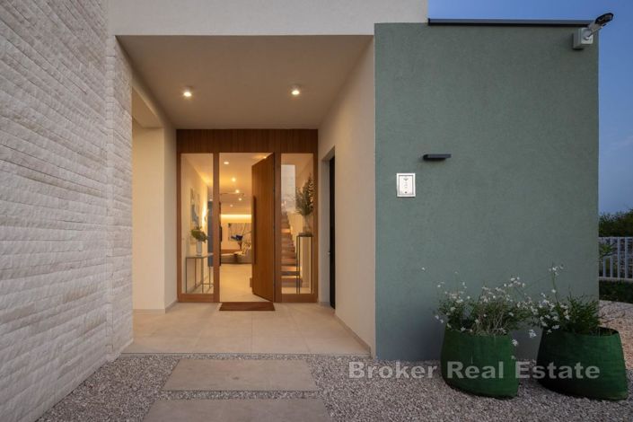 Image No.17-3 Bed Villa for sale