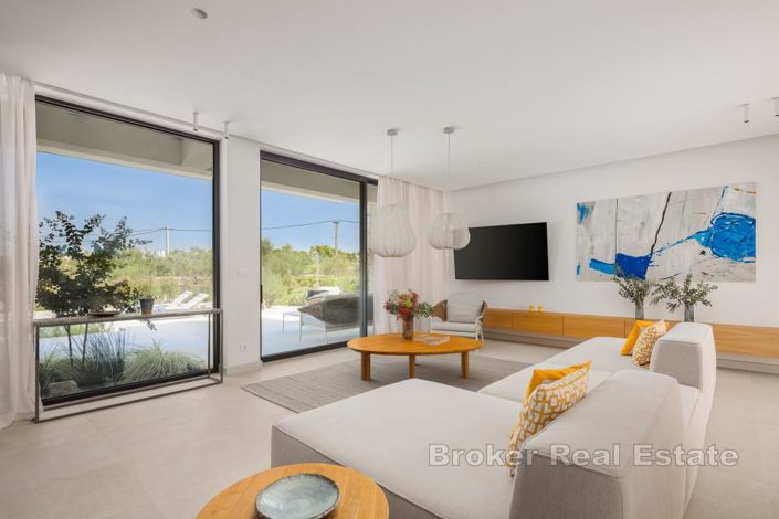 Image No.4-3 Bed Villa for sale