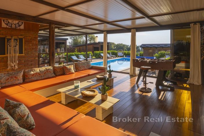 Image No.5-5 Bed Villa for sale