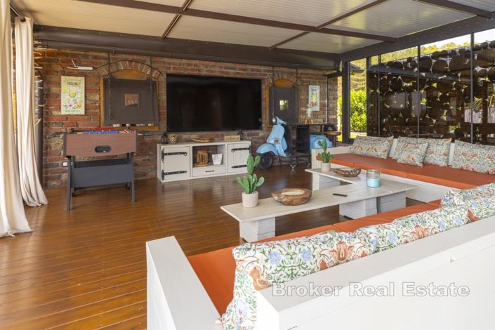 Image No.6-5 Bed Villa for sale