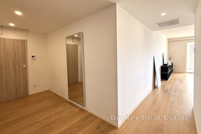 Image No.17-Appartement de 3 chambres à vendre à Žnjan