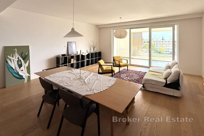 Image No.2-Appartement de 3 chambres à vendre à Žnjan