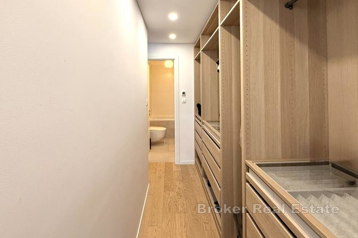 Image No.8-Appartement de 3 chambres à vendre à Žnjan
