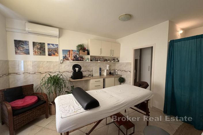 Image No.9-4 Bed Apartment for sale