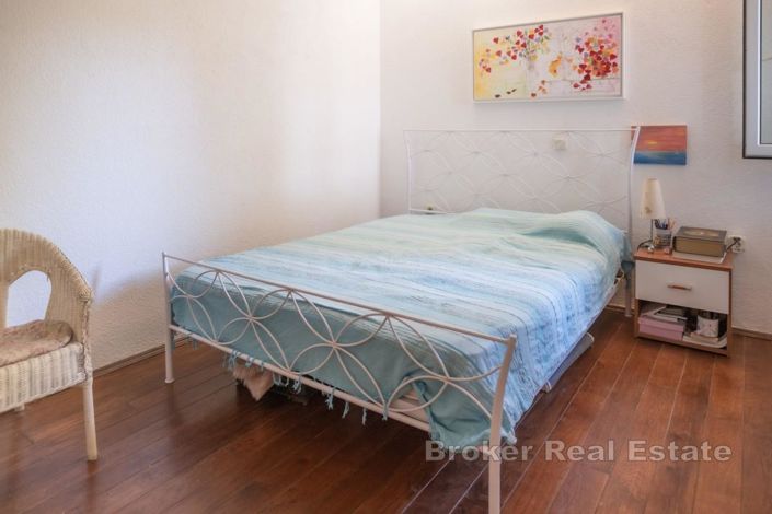 Image No.14-6 Bed Villa for sale