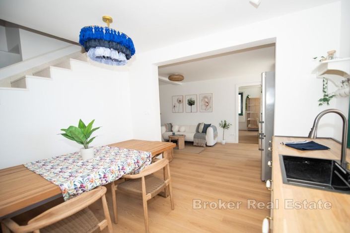 Image No.7-6 Bed Villa for sale