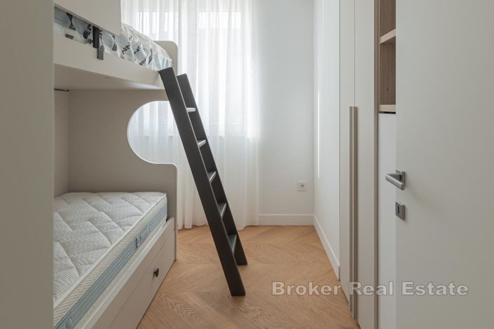 Image No.13-3 Bed Apartment for sale