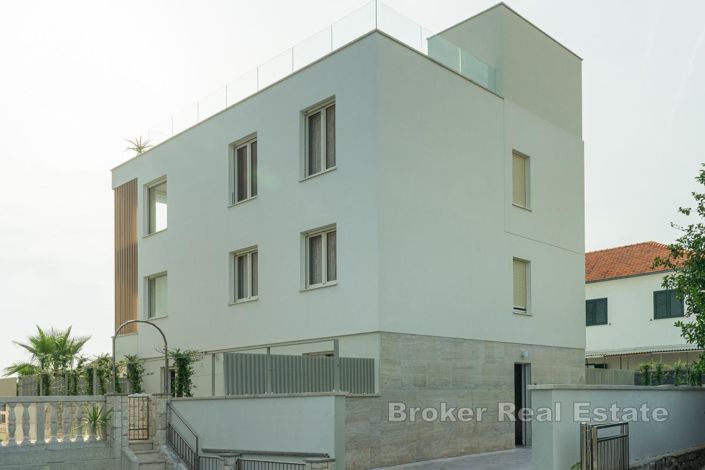 Image No.16-3 Bed Apartment for sale