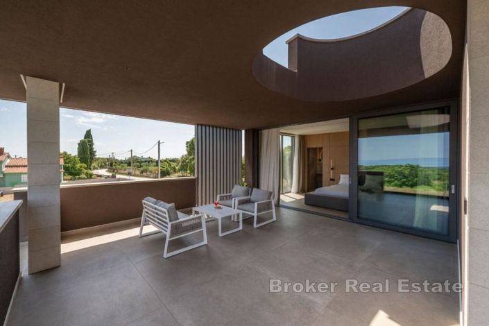 Image No.12-3 Bed Villa for sale