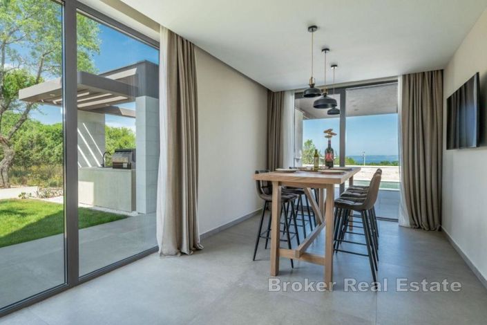Image No.7-3 Bed Villa for sale