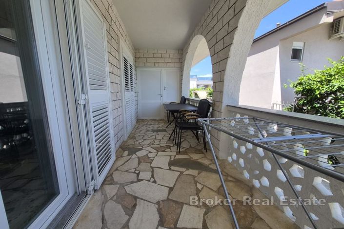 Image No.6-19 Bed Villa for sale