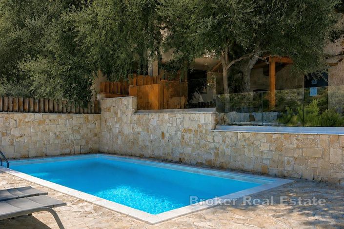 Image No.2-Villa de 2 chambres à vendre à Hvar