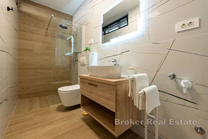 Image No.17-4 Bed Villa for sale