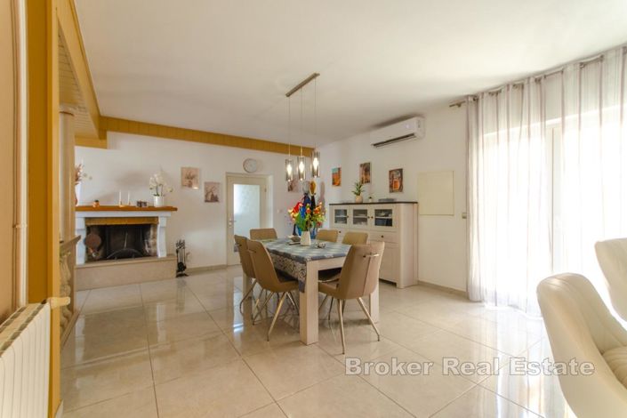 Image No.11-4 Bed Villa for sale