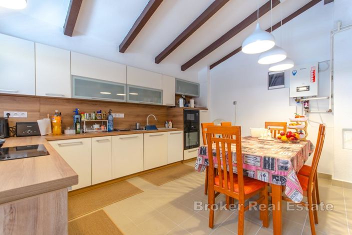 Image No.12-4 Bed Villa for sale