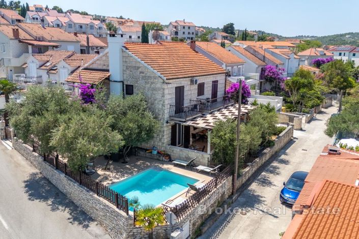 Image No.4-4 Bed Villa for sale