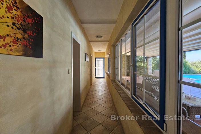 Image No.11-4 Bed Villa for sale
