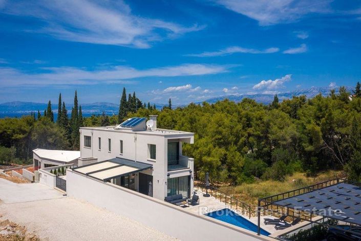 Image No.4-4 Bed Villa for sale