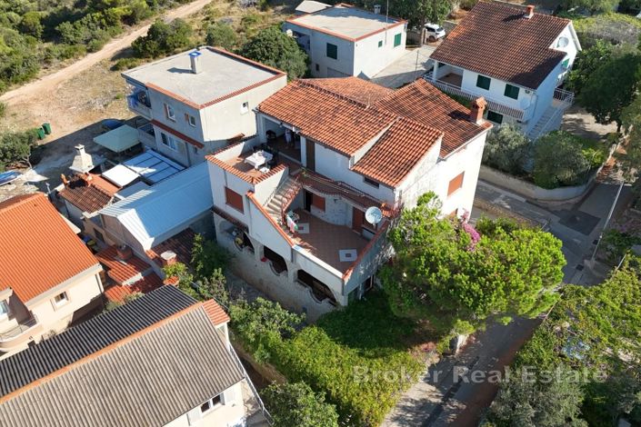 Image No.2-Villa de 10 chambres à vendre à Rogoznica