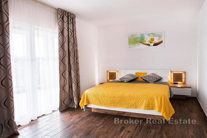 Image No.5-3 Bed Villa for sale