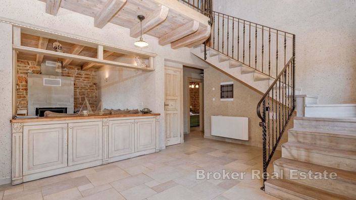 Image No.11-6 Bed Villa for sale