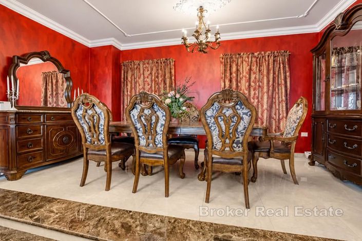 Image No.7-4 Bed Apartment for sale