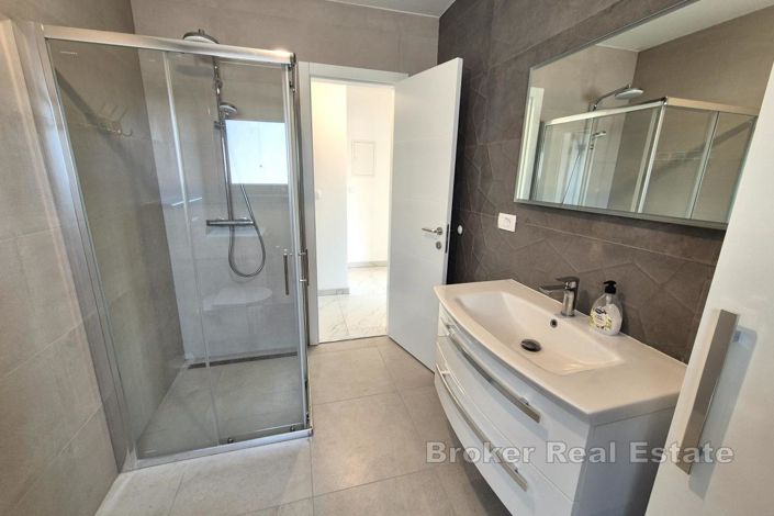 Image No.8-3 Bed Villa for sale