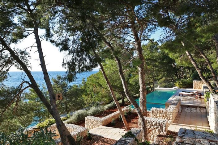Image No.3-3 Bed Villa for sale