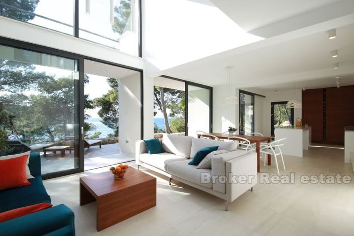 Image No.8-3 Bed Villa for sale