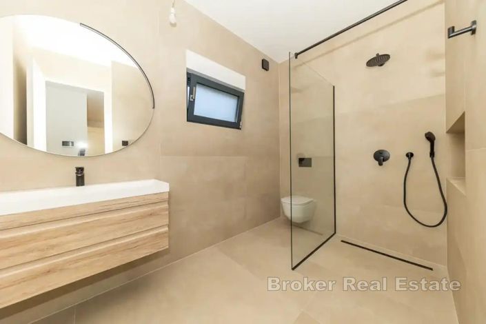 Image No.16-4 Bed Villa for sale