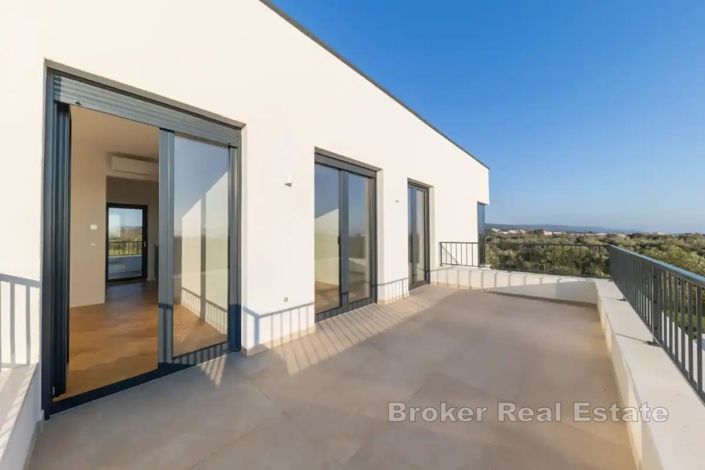Image No.18-4 Bed Villa for sale