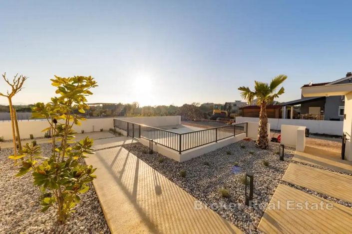 Image No.20-4 Bed Villa for sale