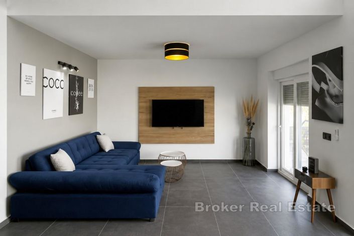 Image No.6-4 Bed Villa for sale