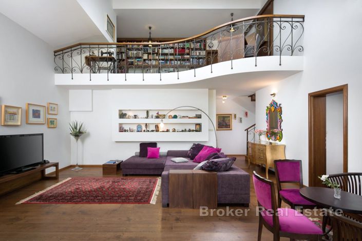 Image No.4-4 Bed Villa for sale