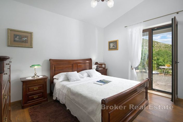 Image No.9-4 Bed Villa for sale