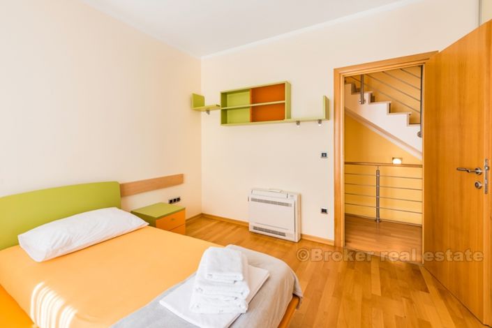 Image No.16-4 Bed Villa for sale