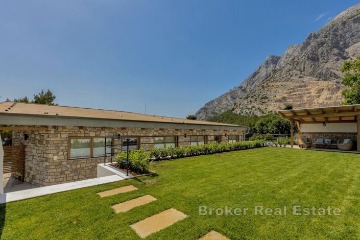 Image No.17-3 Bed Villa for sale