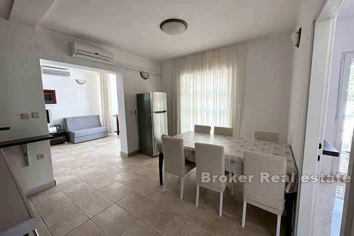 Image No.3-Villa de 6 chambres à vendre à Primošten