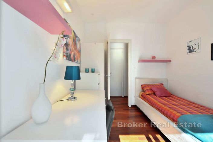 Image No.12-Appartement de 3 chambres à vendre à Žnjan