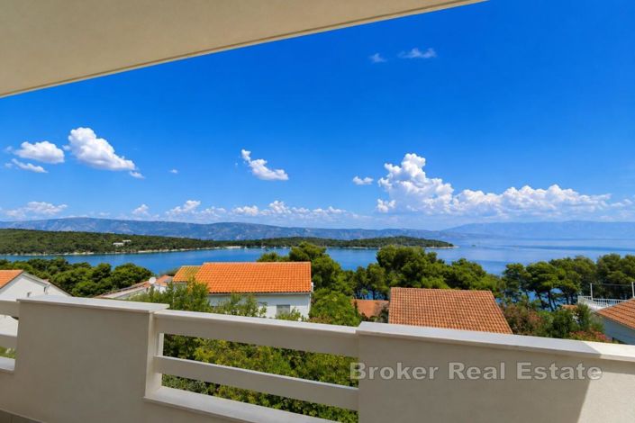 Image No.2-Villa de 13 chambres à vendre à Hvar