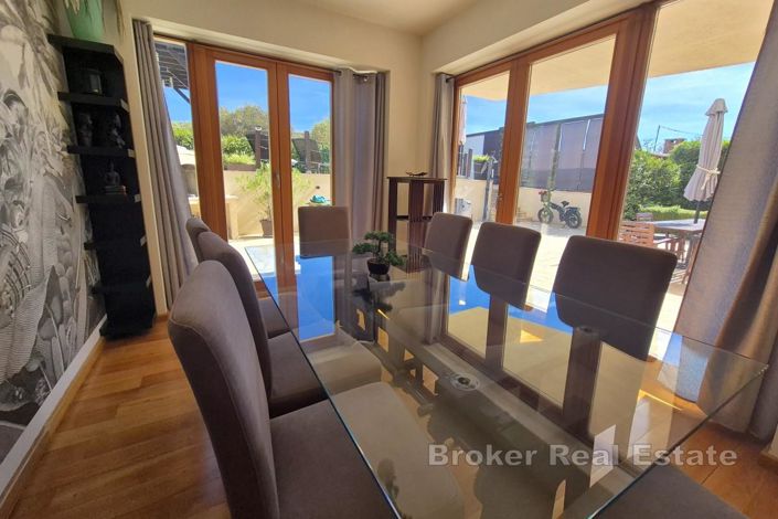 Image No.9-4 Bed Villa for sale