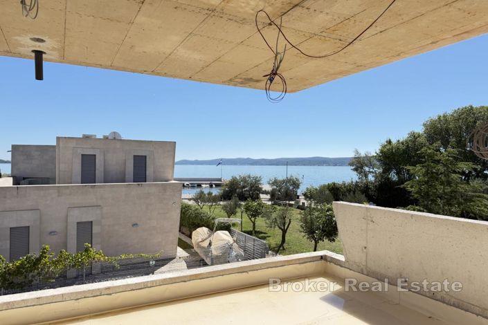 Image No.15-9 Bed Villa for sale