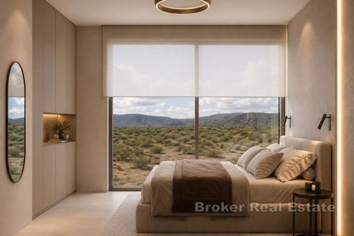 Image No.8-9 Bed Villa for sale