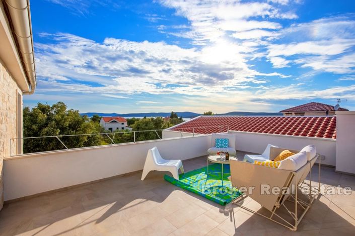 Image No.14-5 Bed Villa for sale