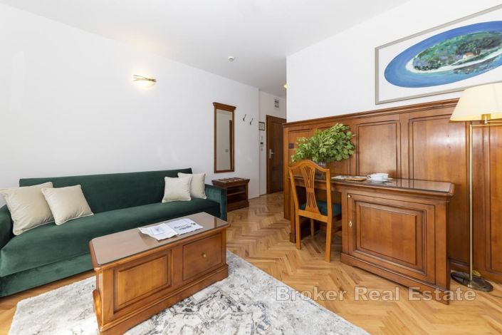 Image No.10-9 Bed Hotel for sale